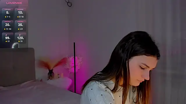 Laura Leee online show from January 31, 9:27 am