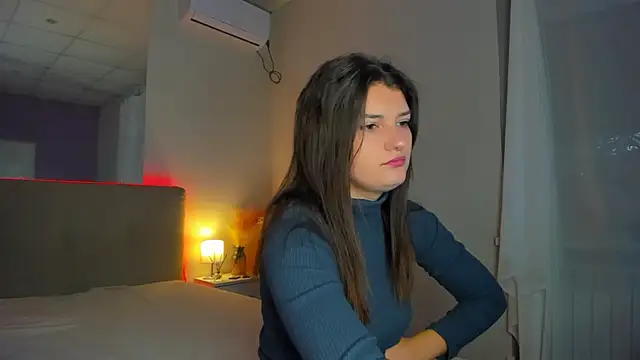 Laura Leee online show from October 6, 5:27 am