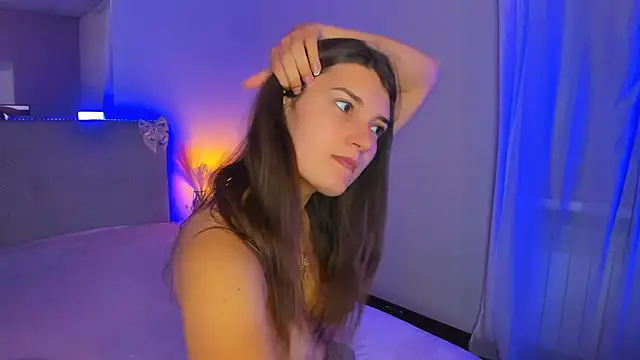 Laura Leee online show from July 25, 5:16 am