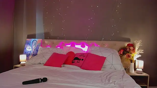 jenn soucek online show from February 13, 9:38 am