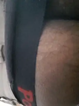 Snapshot of qwer1233qeeqr chatting on March 31, 6:47 am qwer1233qeeqr online show from March 31, 6:47 am