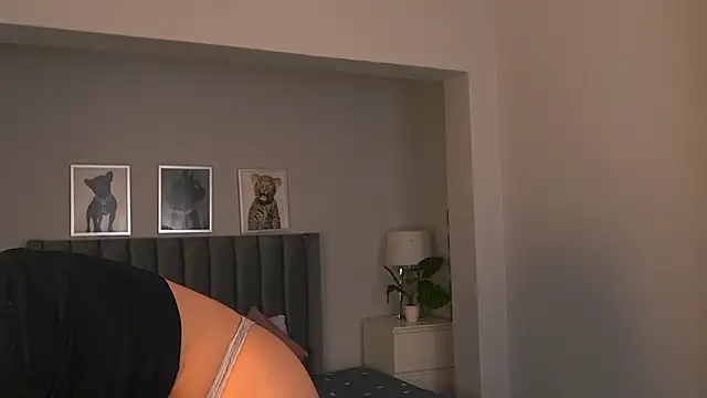 Madie  collins online show from March 17, 12:19 pm