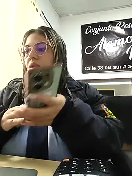 Snapshot of DULCE__26 chatting on September 20, 12:06 pm DULCE  26 online show from September 20, 12:06 pm