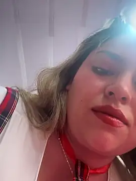 Snapshot of DULCE__26 chatting on October 31, 1:56 pm DULCE  26 online show from October 31, 1:56 pm