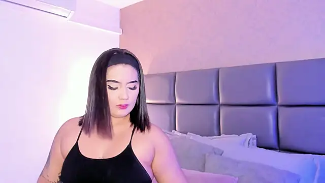 SpicySugar  online show from January 6, 8:01 pm