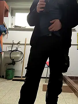 OdinWolf1990 online show from February 14, 11:21 am