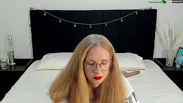 CatmintLush online show from June 24, 11:37 pm