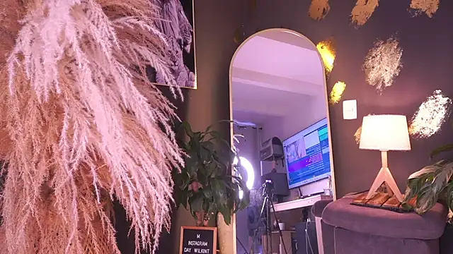 daywilkint online show from September 21, 9:16 pm