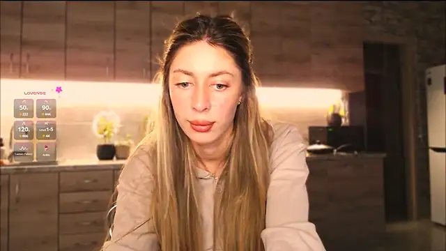 Snapshot of ___art chatting on March 7, 4:11 pm    art online show from March 7, 4:11 pm