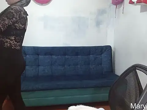 Marilyn xxxx online show from May 3, 9:43 pm