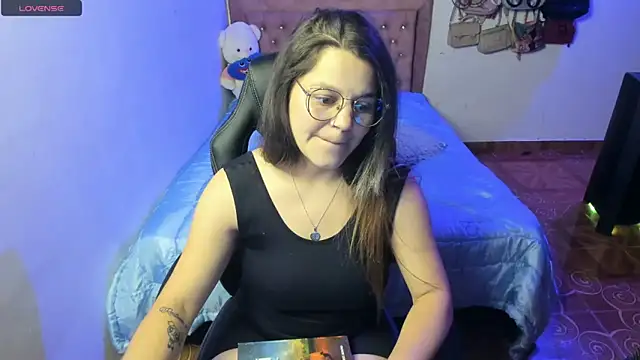 Sabrina Hall  online show from February 26, 3:10 am