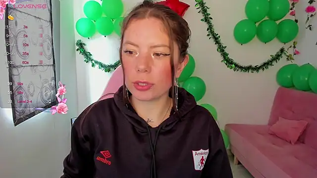 Susana garcia  online show from December 12, 6:31 pm