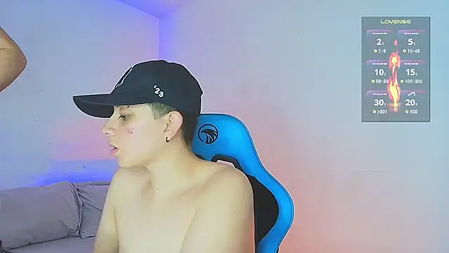 aron wi online show from December 18, 9:08 pm