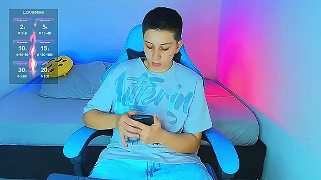 aron wi online show from January 19, 11:10 pm