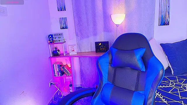 aron wi online show from November 20, 10:15 am