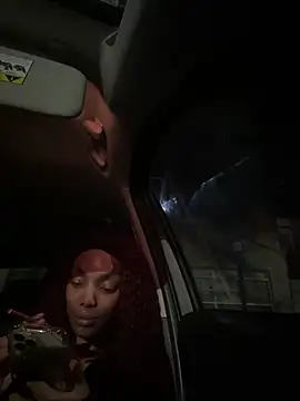 butterflybootyy online show from January 3, 4:00 am