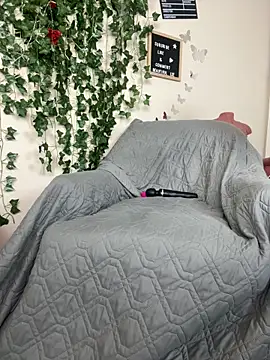 butterflybootyy online show from February 11, 9:46 pm