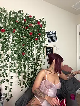 butterflybootyy online show from February 12, 3:27 pm