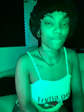 butterflybootyy online show from September 18, 6:15 am