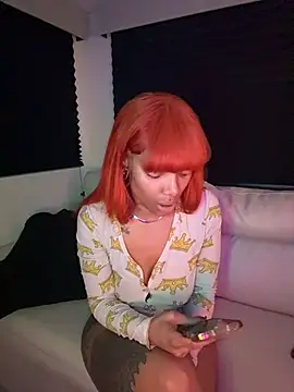 butterflybootyy online show from October 18, 5:21 am