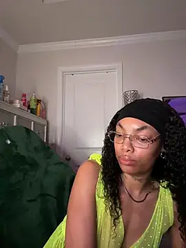 butterflybootyy online show from April 23, 9:52 am