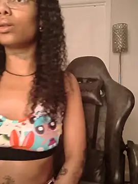 butterflybootyy online show from May 4, 7:48 am