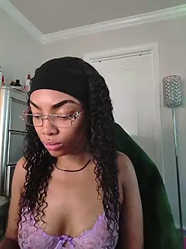 butterflybootyy online show from May 15, 11:17 am