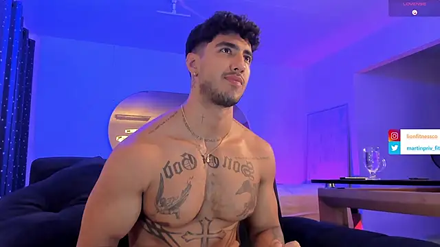 JACOB MARTINS online show from February 16, 4:20 am