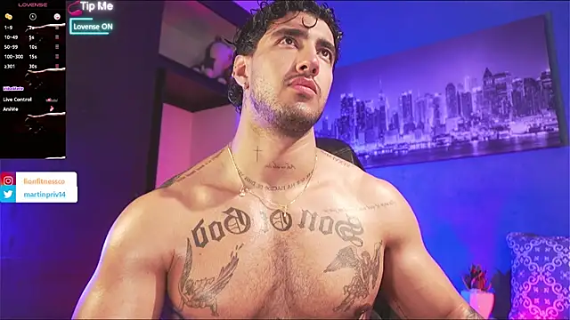 JACOB MARTINS online show from September 10, 9:59 pm