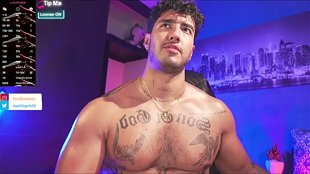 JACOB MARTINS online show from November 20, 8:30 pm