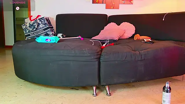 Lizzymontanaa online show from December 11, 2:30 am