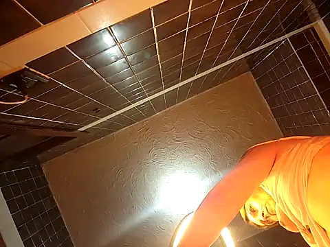 Lizzymontanaa online show from March 20, 3:02 am