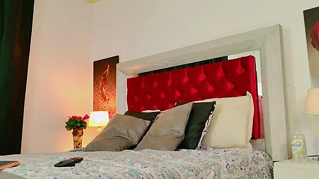 Lizzymontanaa online show from October 3, 2:41 am