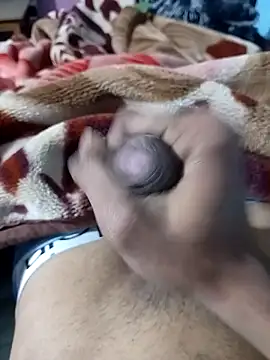 Snapshot of HotPrism439 chatting on January 15, 7:39 pm HotPrism439 online show from January 15, 7:39 pm