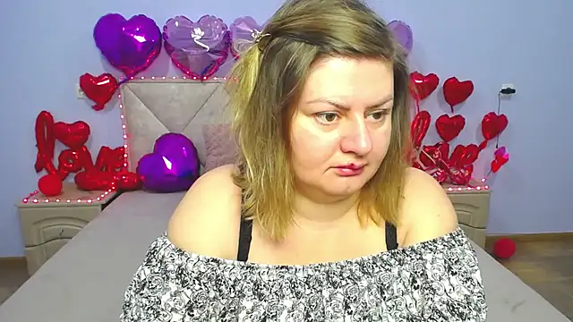 Snapshot of ZannaDreil chatting on February 27, 7:04 pm ZannaDreil online show from February 27, 7:04 pm