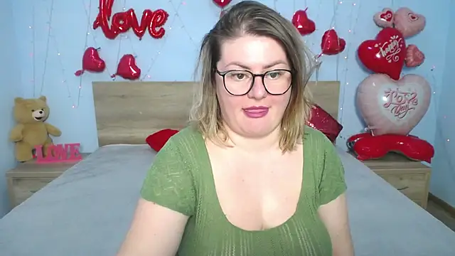 Snapshot of ZannaDreil chatting on March 2, 6:27 am ZannaDreil online show from March 2, 6:27 am