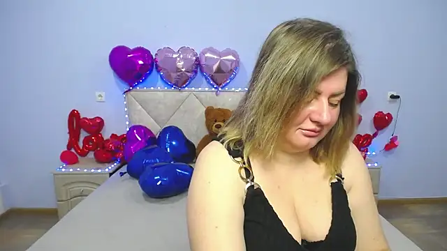 Snapshot of ZannaDreil chatting on March 4, 7:01 pm ZannaDreil online show from March 4, 7:01 pm