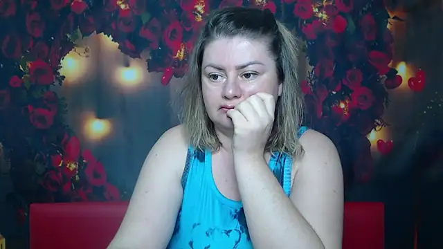 Snapshot of ZannaDreil chatting on March 8, 11:28 pm ZannaDreil online show from March 8, 11:28 pm