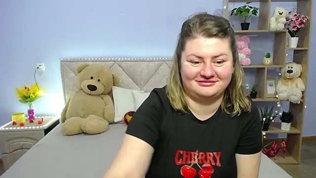 Snapshot of ZannaDreil chatting on March 12, 10:28 pm ZannaDreil online show from March 12, 10:28 pm