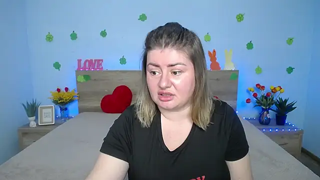 Snapshot of ZannaDreil chatting on March 20, 7:35 pm ZannaDreil online show from March 20, 7:35 pm