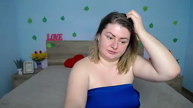 Snapshot of ZannaDreil chatting on March 21, 4:49 am ZannaDreil online show from March 21, 4:49 am