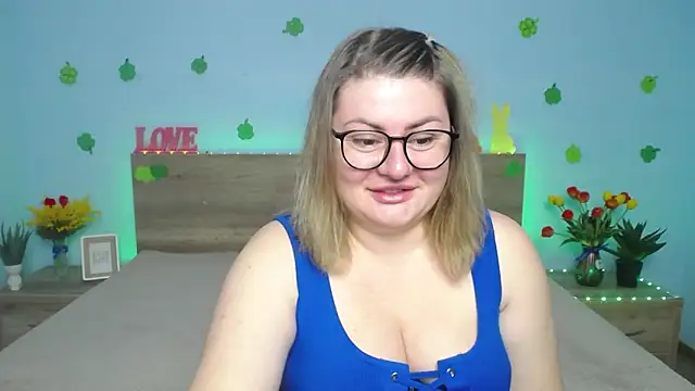 Snapshot of ZannaDreil chatting on March 22, 7:09 pm ZannaDreil online show from March 22, 7:09 pm