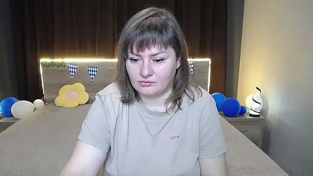 Snapshot of ZannaDreil chatting on September 28, 6:24 pm ZannaDreil online show from September 28, 6:24 pm