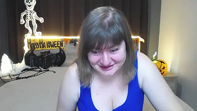 Snapshot of ZannaDreil chatting on October 18, 6:30 pm ZannaDreil online show from October 18, 6:30 pm