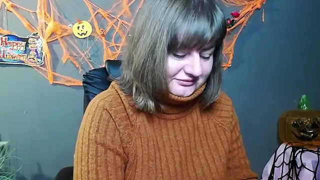 Snapshot of ZannaDreil chatting on November 1, 7:16 pm ZannaDreil online show from November 1, 7:16 pm