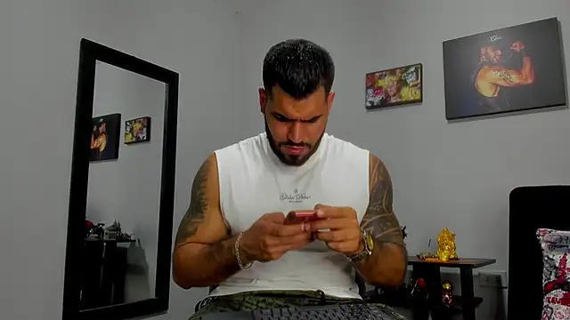 SamirHazard97 online show from October 21, 9:04 pm