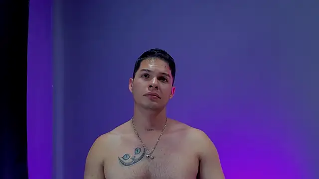 dominick crawford01 online show from September 23, 7:50 pm