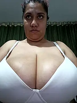 Snapshot of federica_bigboobs chatting on January 9, 12:57 am federica bigboobs online show from January 9, 12:57 am