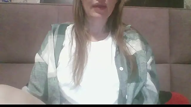 Sladkiegubki online show from November 15, 9:54 pm