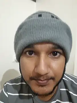 Jonrobinso online show from December 10, 11:08 pm